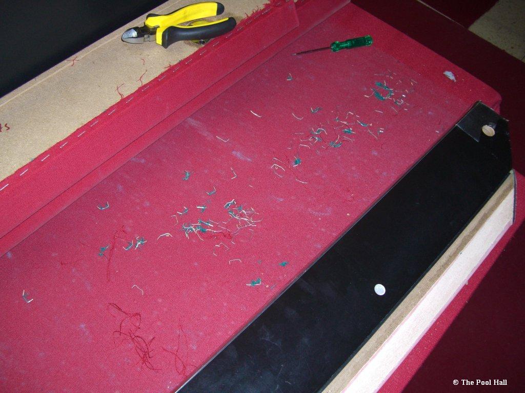 Man soll sich wundern, wie viele Tackernadeln sich in so ner Bande befinden.